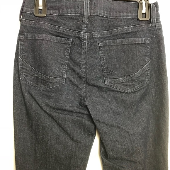 NYDJ Not Your Daughter’s Jeans Capri. Size 6 - Picture 6 of 8